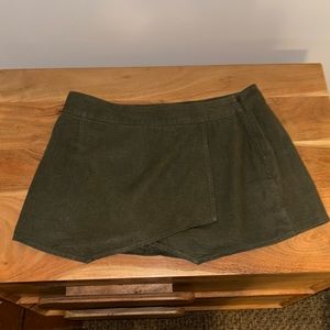Vintage Army Green Gap Skort
